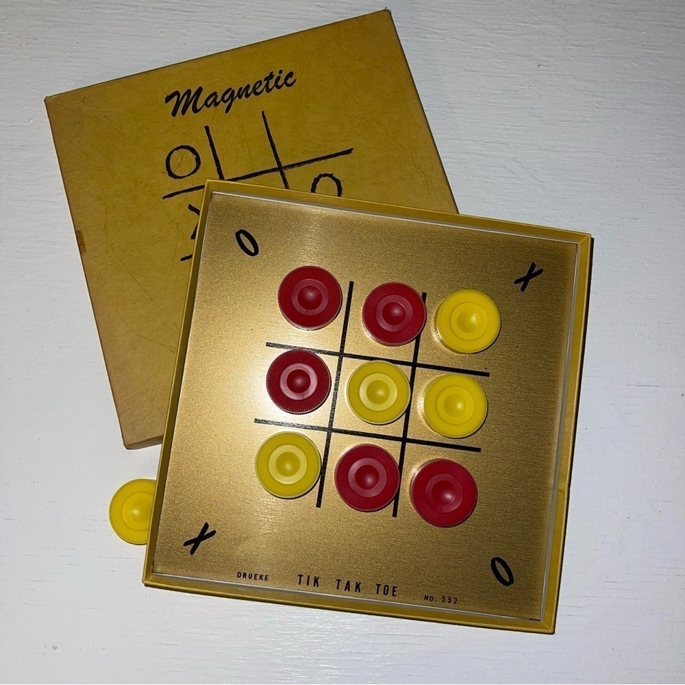 Vintage Magnetic Tik-Tak-Toe